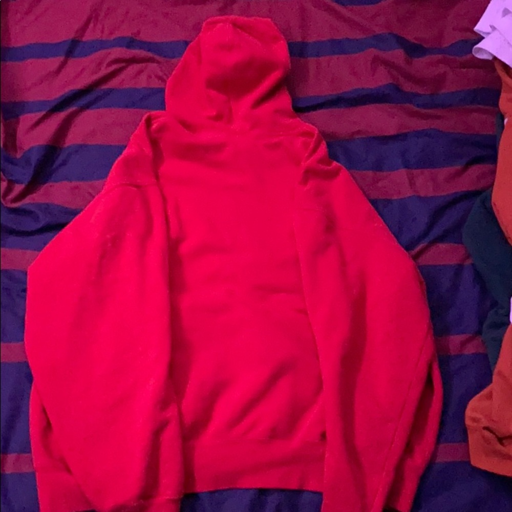 VINTAGE UC NIKE HOODIE - Picture 4 of 4